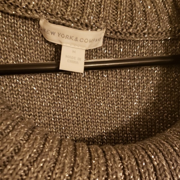 Sweater - Picture 3 of 5